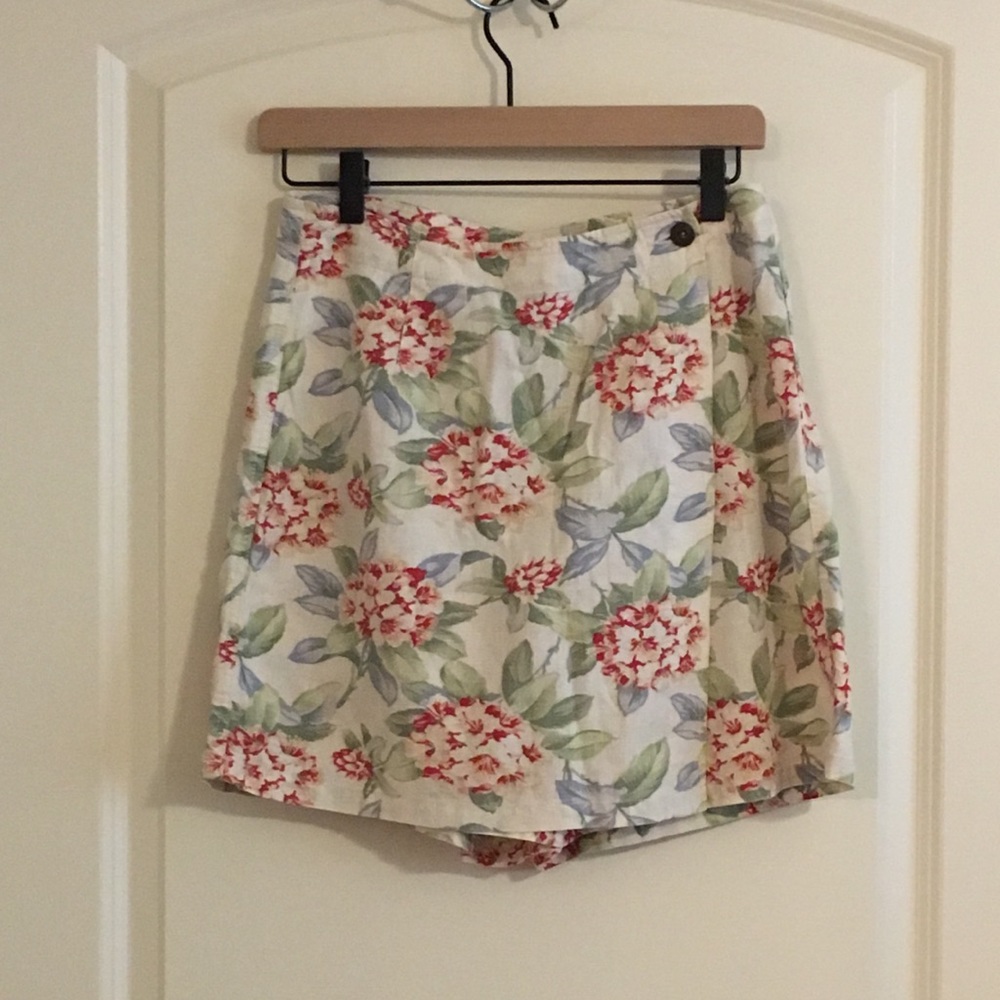 VNTG Liz Claiborne Floral Skort